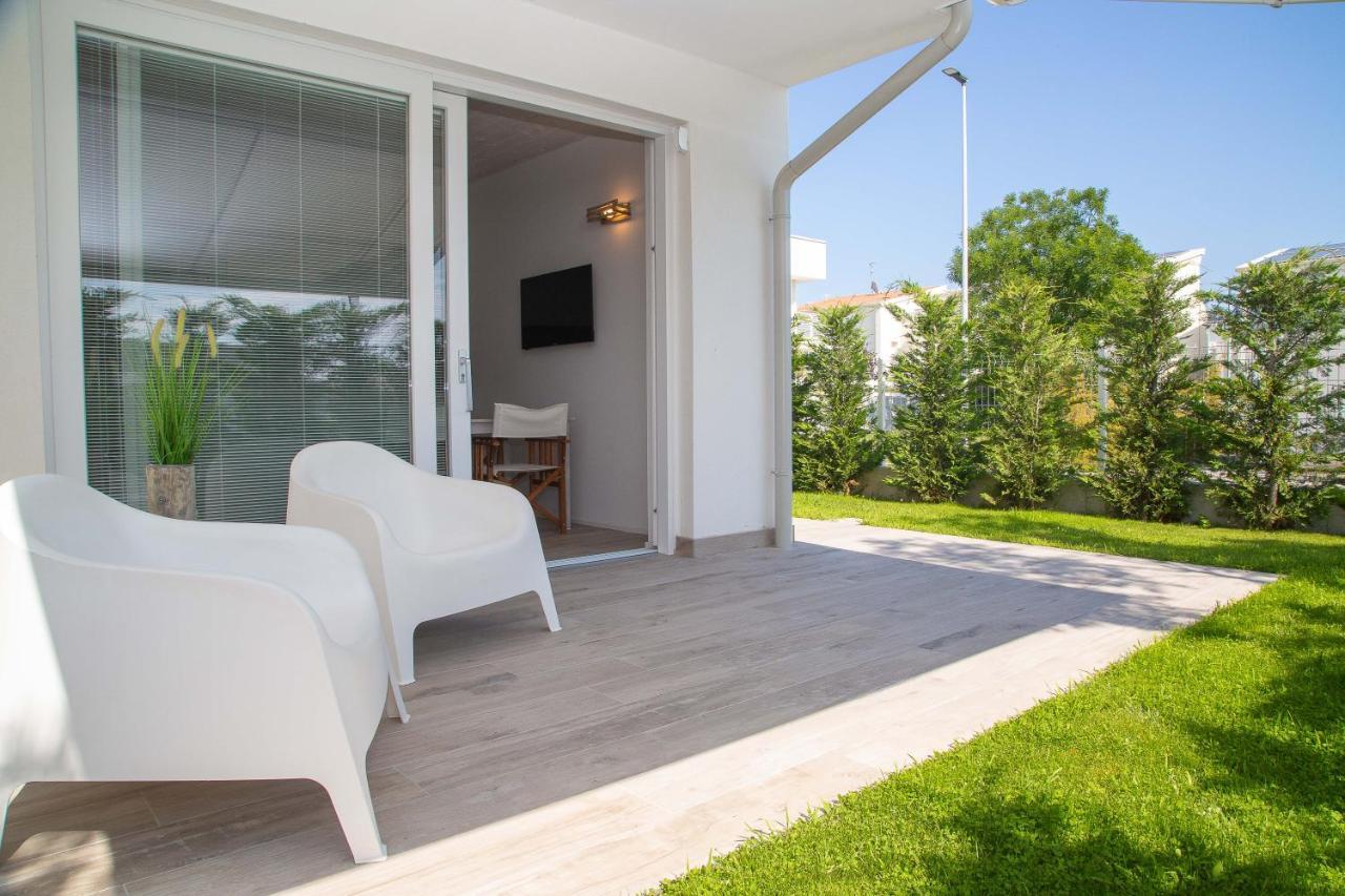Marina Ponente Lejlighedshotel Lido di Jesolo Eksteriør billede