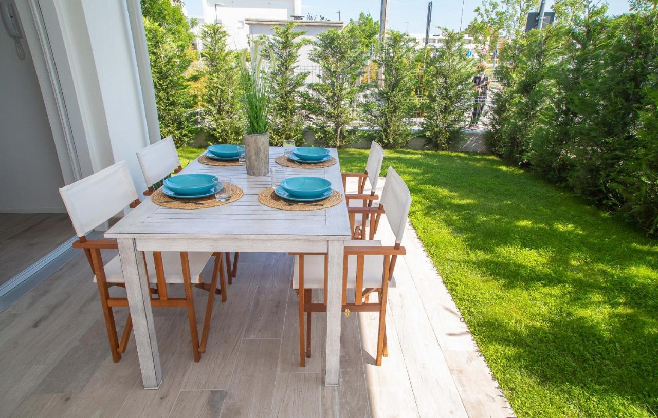 Marina Ponente Lejlighedshotel Lido di Jesolo Eksteriør billede